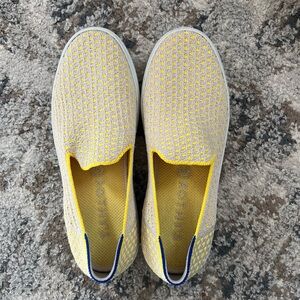 Rothy’s Lemon Yellow Honeycomb Sneaker Flats Size 6